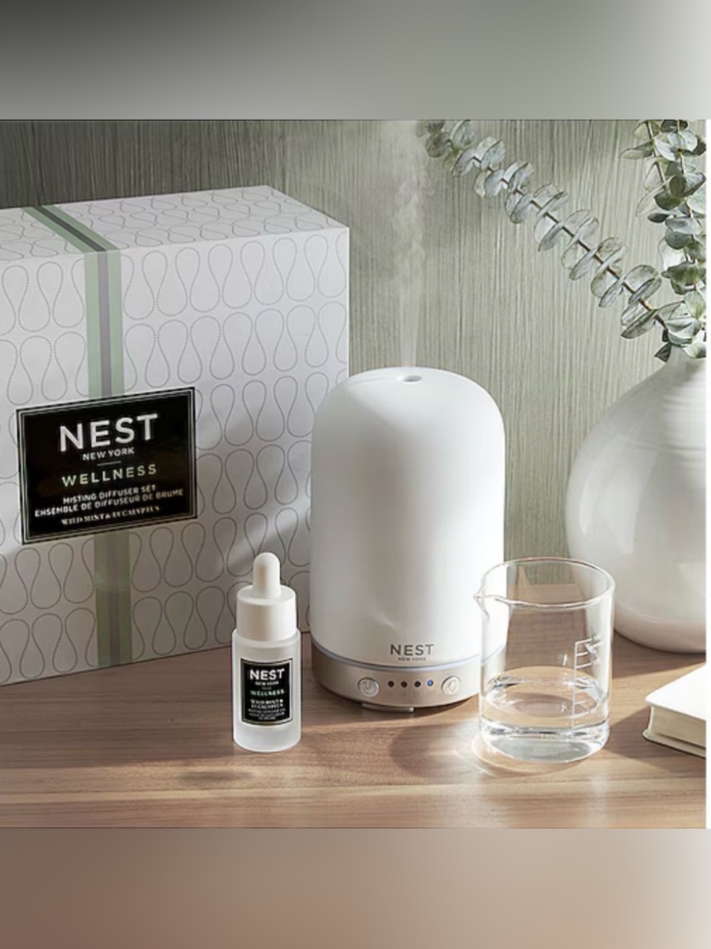 NEST Fragrances White Ultrasonic Aroma Diffuser